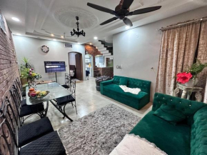 Modern three-BDR Family Home